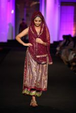 Model walk the ramp for Meera Muzaffar Ali show at Aamby Valley India Bridal Fashion Week 2012 in Mumbai on 14th Sept 2012  (99).JPG